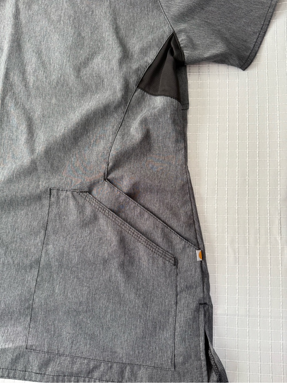 Carhartt Gray Unisex Medical Scrub Top Size L Short Sleeve V-Neck Solid - Picture 4 of 7